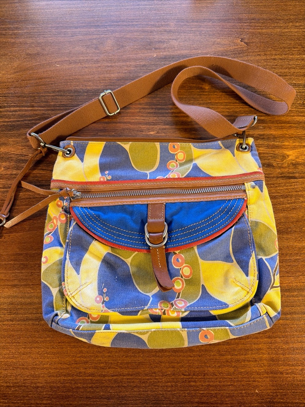 Vintage Fossil Canvas Floral Crossbody Bag in Yellow and Blue